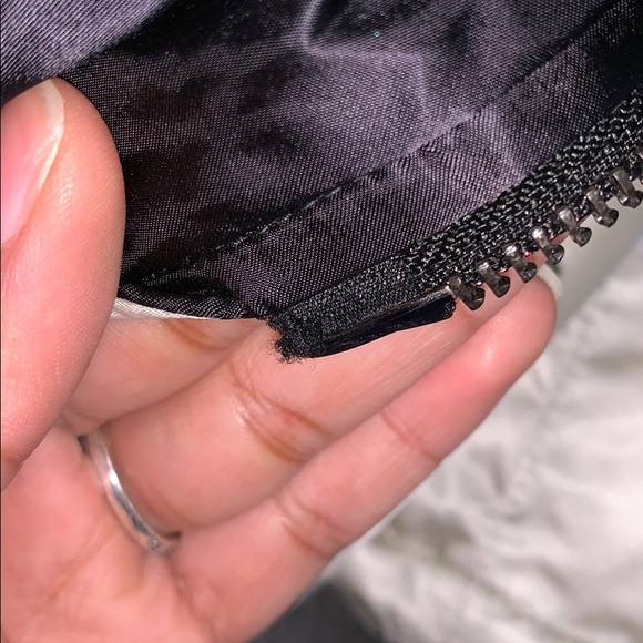 100% authentic Prada Puffer Coat - Picture 5 of 5